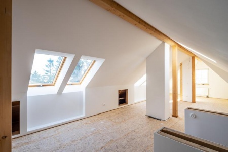 Aménagement des combles, maximisez votre espace habitable intelligemment